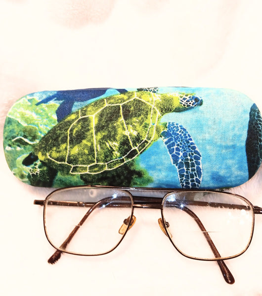 HANDMADE  Turtle HARD EYEGLASS "/ accessory case/rhapsody of colors/bag or purse item